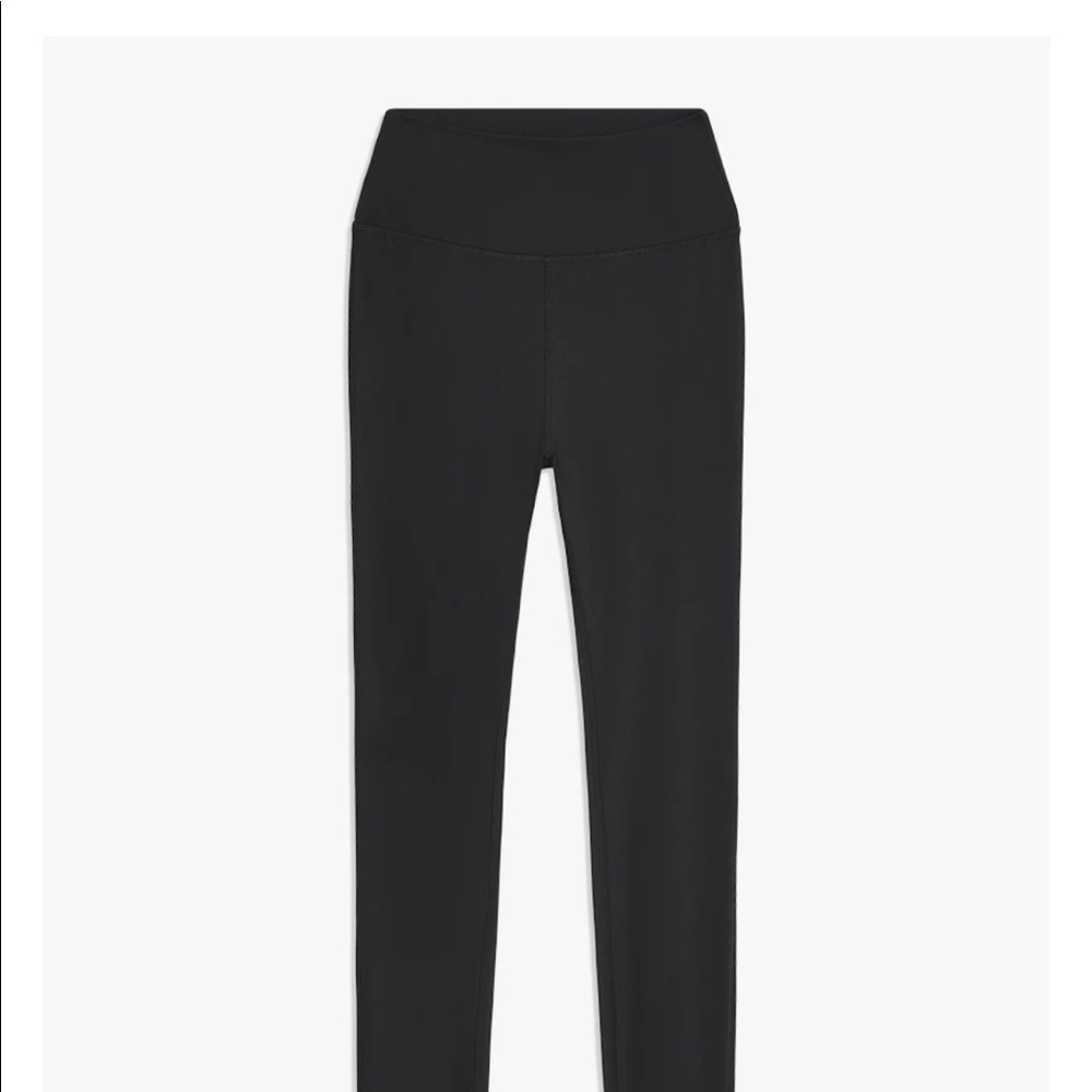 Weworewhat set - seamless black leggings & bra